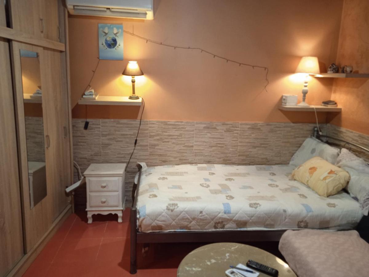 Το Μικρό Σπίτι Στη Φάρμα! Apartment Акарнаи Екстериор снимка