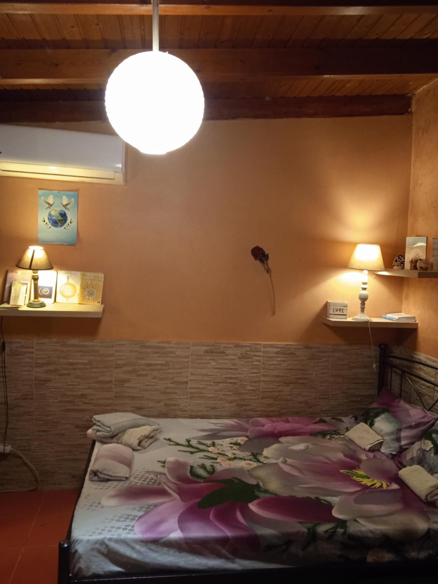 Το Μικρό Σπίτι Στη Φάρμα! Apartment Акарнаи Стая снимка